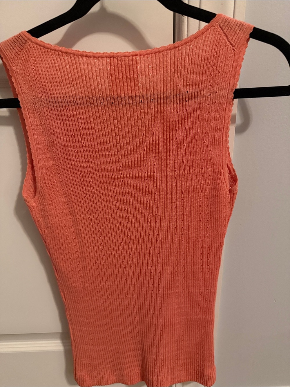 CHANEL Coral Ribbed Knit V-Neck Logo Tank - Picture 4 of 6